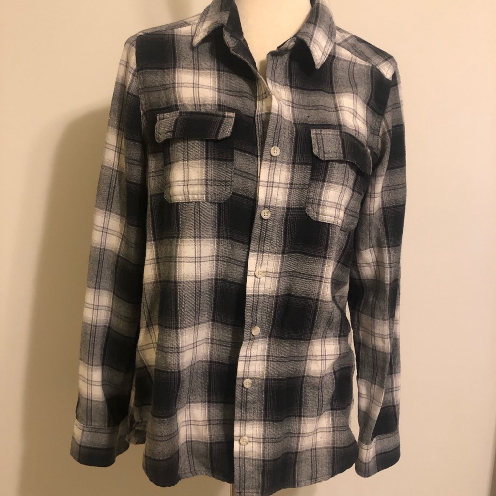 Black and White Mossimo Flannel